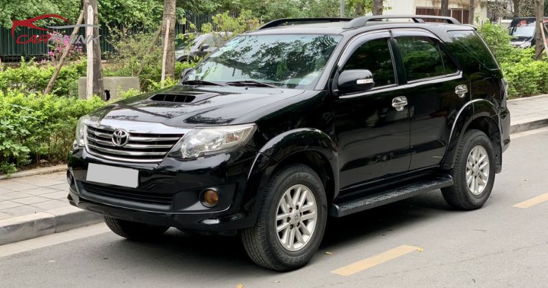 Toyota Fortuner 2013
